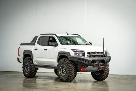 Offroad Animal Predator Bull Bar - Mitsubishi Triton MQ 2015-2018