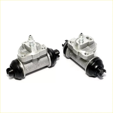 Silver metal 11/16 rear brake cylinder with black rubber seals and threaded fittings for nissan prairie 1981 1990