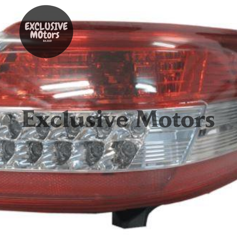 Toyota Camry Right-Hand LED Tail Light (2010-2012)