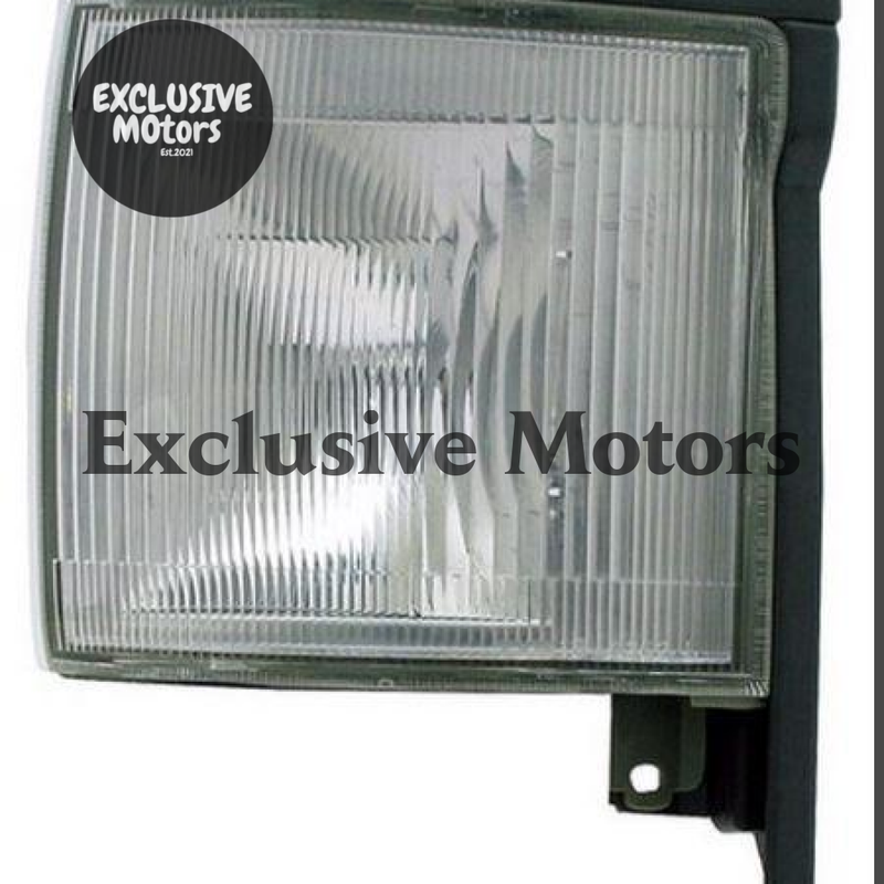 Toyota Hiace Left-Hand Corner Light (1994-2004)
