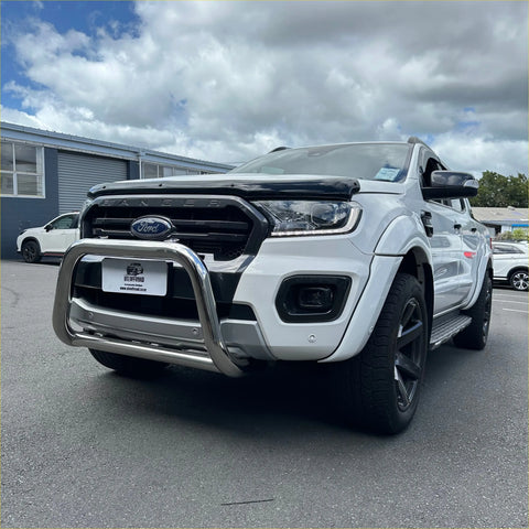 White ford ranger with a 304 stainless steel chrome nudge bar and black accents fit for px1 px2 px3 2012-2021 and everest