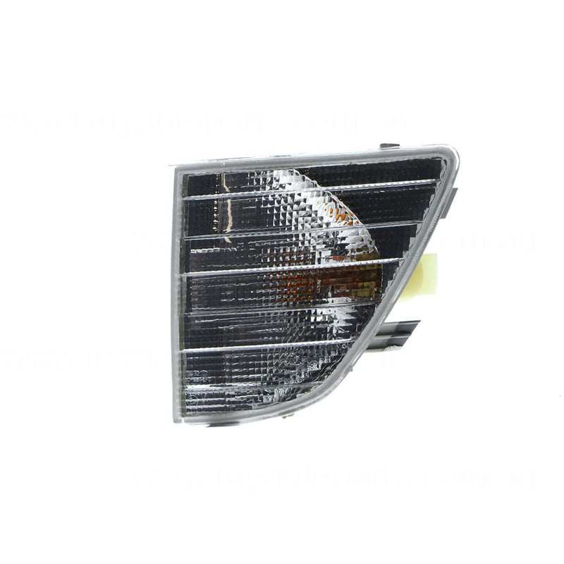APG All Crash Front Park / Indicator Lamp Passenger Side