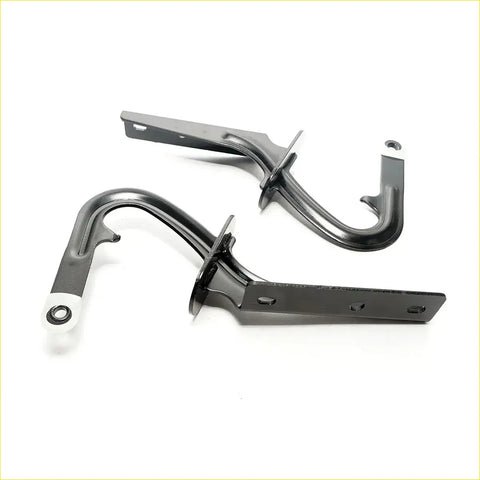 Black metal bonnet hinge brackets with matte finish and pre-drilled holes for nissan navara d21 1985-1997