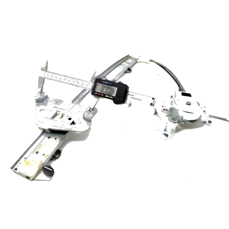 Nissan Pathfinder Terrano 1985-1995 Front Door Window Regulator