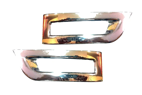 Nissan Juke Chrome Rear Reflector Light Cover Trim (2013-2015)