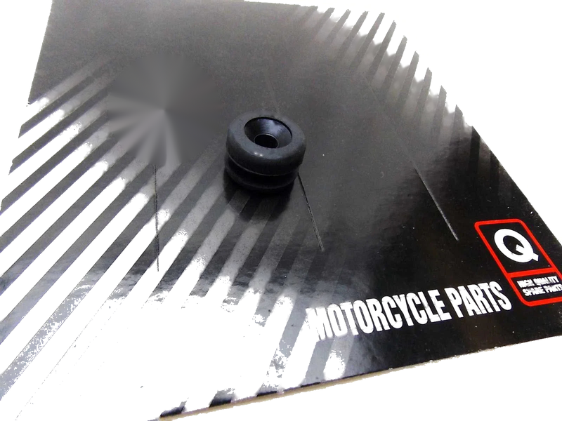 Yamaha YX600 Fender Headlight Side Cover Battery Box Rubber Grommet (86-90)