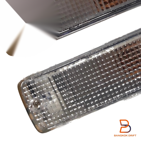 Toyota Hilux UTE LN85 LN95 LN106 Front Bumper Turn Signal Light (1985-2005)