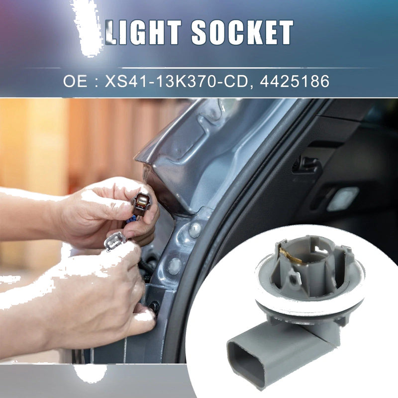 Ford Focus MK2 Brake Stop Light Bulb Socket (2006-2011)