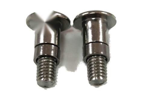 Suzuki GSX-R750 2 x Rear Fairing Seat Bolts Shoulder (2004–2005)