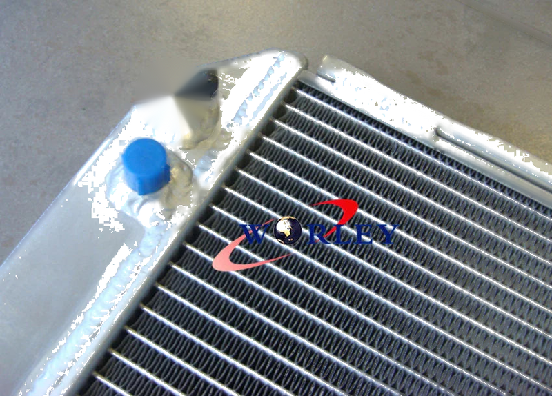 Toyota Surf Hilux LN130 (1988-1997) + 14" Fan 52MM Aluminum Radiator