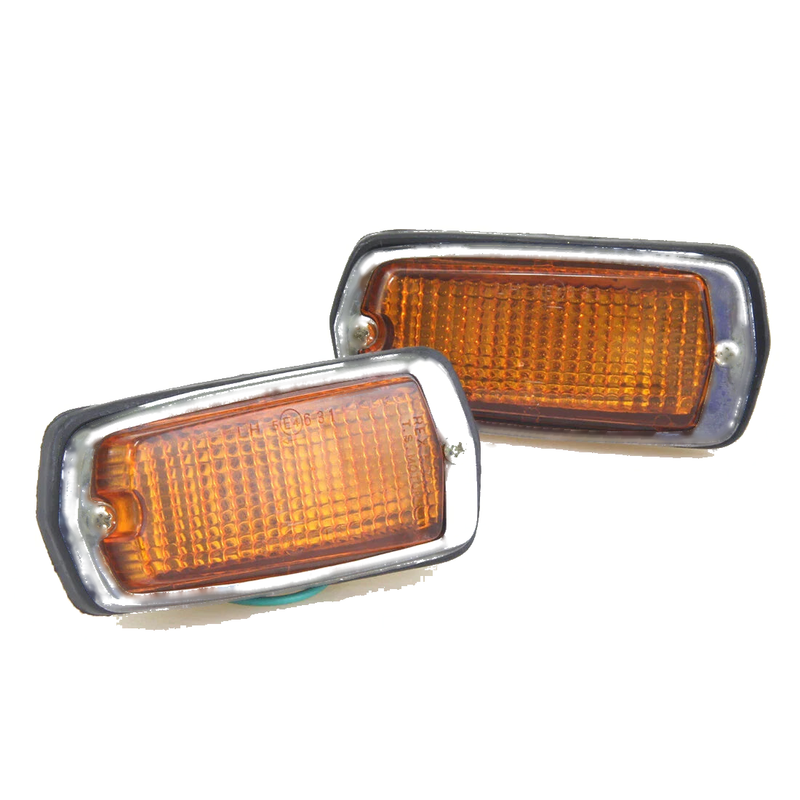 Datsun Fairlady 240Z 260Z 280Z 510 Sunny 120Y 1970-1978 Side Marker Light x2