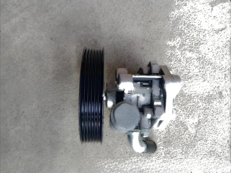 Infiniti G35 / Nissan 350Z Power Steering Pump w/ Pulley (2003–2009)