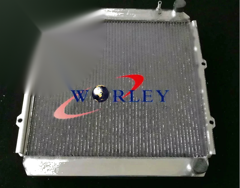 Toyota Land Cruiser LJ70 / 71 / 73 / 77 / 78 90-93 Alloy Radiator & Fan