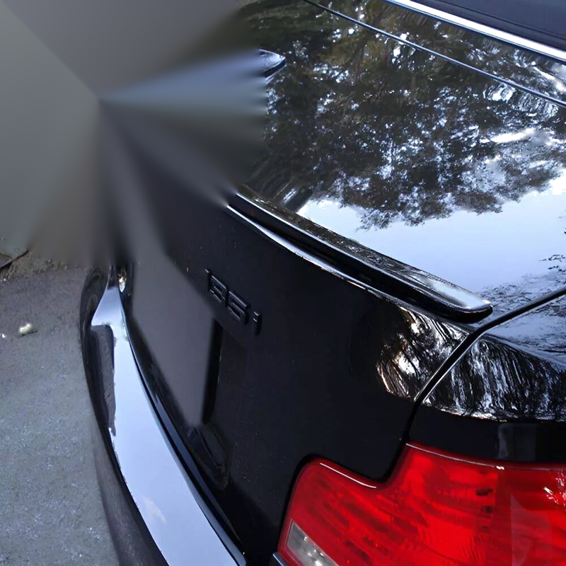 MB W202 Sedan Black Boot Lip Spoiler (1993-2000)
