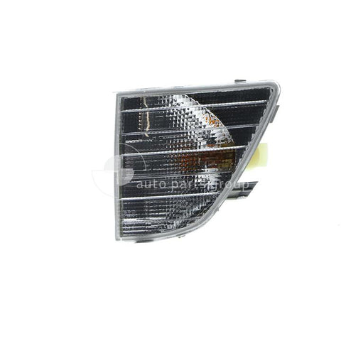 APG All Crash Front Park / Indicator Lamp Passenger Side