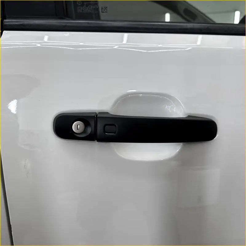Black plastic door handle cover for mazda bt-50 2012-2020 with keyless entry button and circular lock matte black