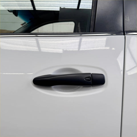 Black plastic door handle cover with sleek modern design matte finish for nissan navara np300 2015-2020 smart key