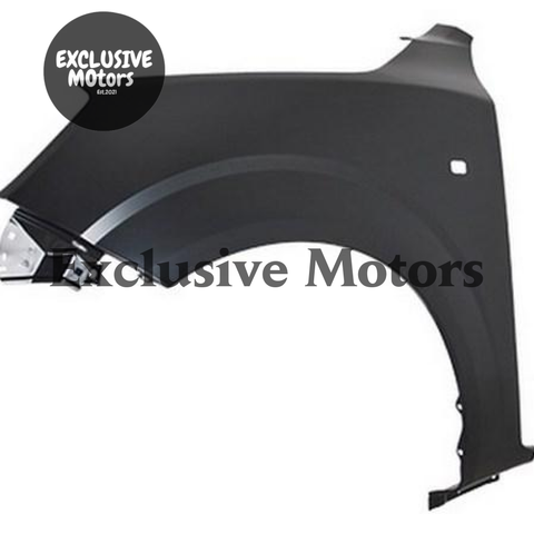 Nissan Navara RX / DX Left Hand Guard with Repeater Hole (2014-2019)