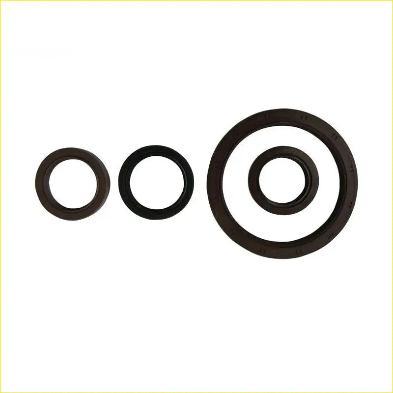 Set of three black rubber crankshaft oil seals in varying sizes for nissan sunny iii primera almera i 2.0 cd20