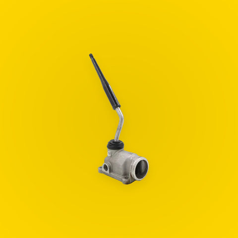 Gear Shift Housing for Toyota Hilux 1985