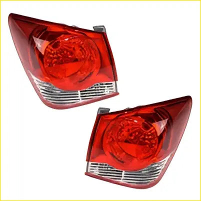 Pair red plastic taillights with clear lens and chrome trim for holden cruze jg jh 4 door sedan 2009-2017 rear side view