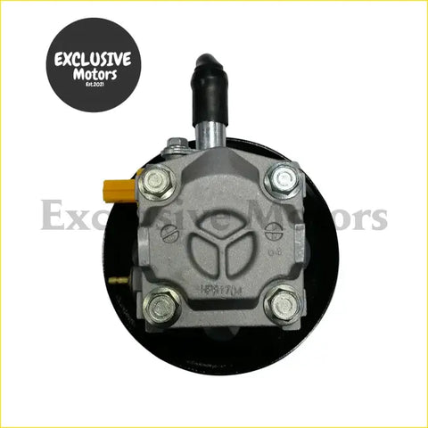 Gray metallic power steering pump with black rubber hose and yellow connector for Suzuki Escudo and Grand Vitara