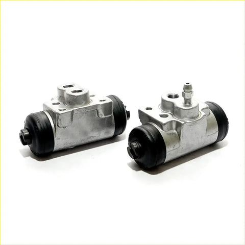 Rear brake cylinder for mitsubishi pajero montero sport 2008-2015 silver metal with black rubber seals and threaded fittings