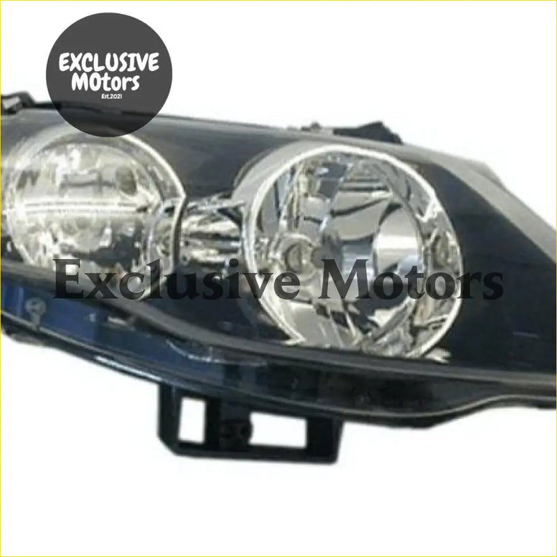 Right-hand headlight for ford fg falcon 2008-2010 with black plastic body and clear circular lens covers