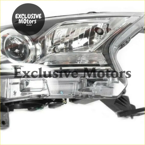 Right-hand headlight for ford ranger xlt wildtrak 2015-2018 with clear lens chrome bezel and integrated led daytime running lights