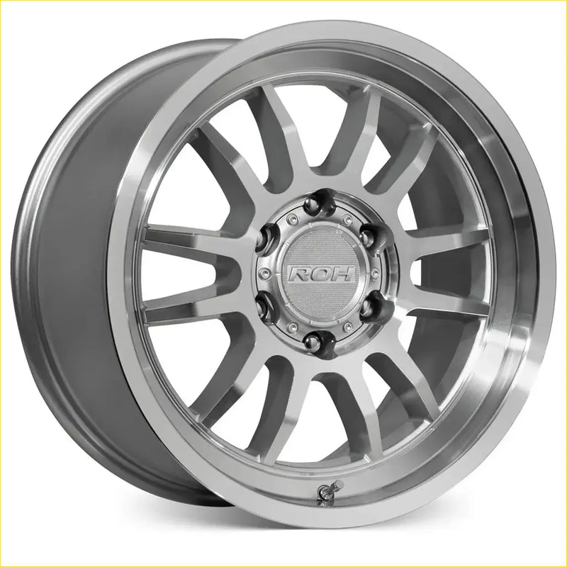 Silver-finished roh arc 17x9 roh alloy wheel with multi-spoke design and machined center cap in silver