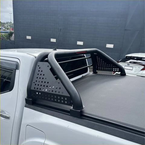 Black perforated metal roll bar sport bar with curved bars and side panels for nissan navara 2021 plus truck bed