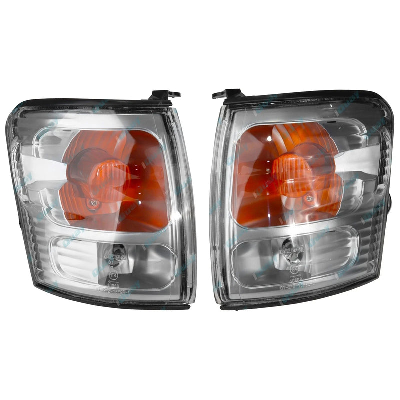 Hilux VZN172R 2002~2005 4X4 Front Indicator Corner Park Light / Lamp Pair
