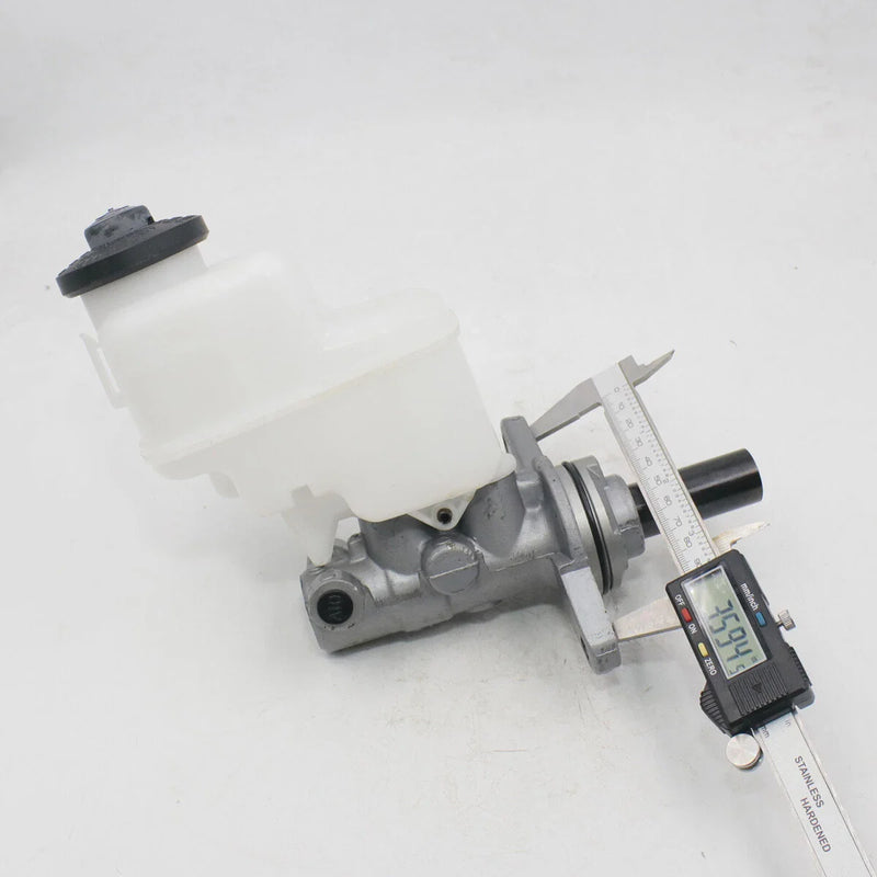 Toyota Hilux MK7 2004-2015 Brake Master Cylinder