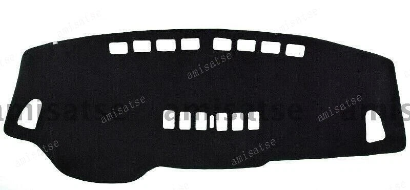 Nissan Versa Tiida C11 Dashboard Cover (2007-2011)