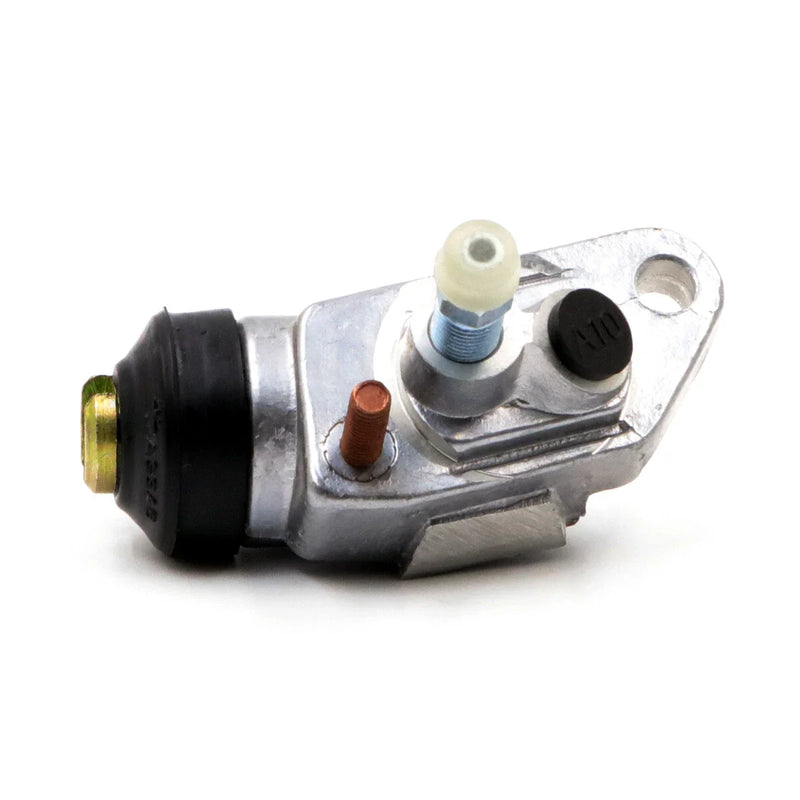 Datsun 520 / 521 / 620 / 720 1969-1986 Front Upper LH Wheel Brake Cylinder