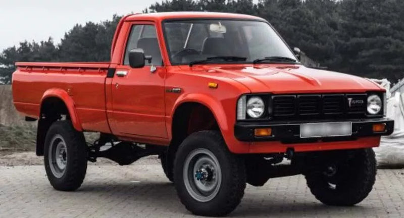 Toyota TOYOACE CROWN HIACE HILUX SURF 4 x Glow Plugs