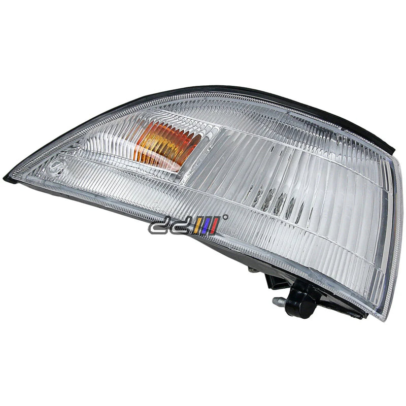 Toyota Corolla 4Dr Sedan AE91 AE92 EE90 Right Corner Light (1987-92)