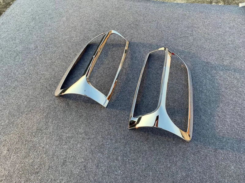 Chevrolet Colorado 2015-2020 Rear Fog Light Cover Trim (2015-2020)