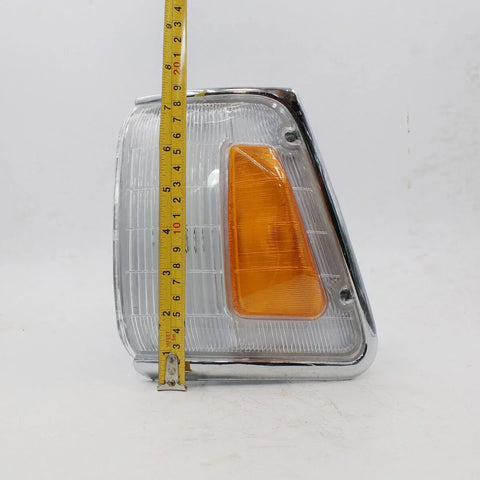 Toyota Hilux 1989-2016 Chrome Corner Indicator Light