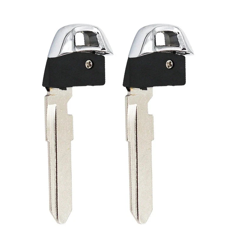 Suzuki Kizashi SX4 Vitara 2 x Key Blades (2010-2015)