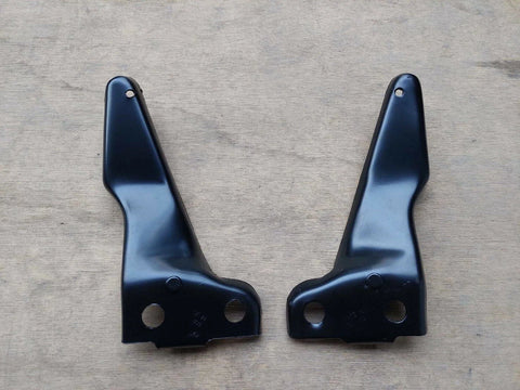 Toyota Hilux LN145 LN150 / 170 Bumper Bracket 2 x (1998)