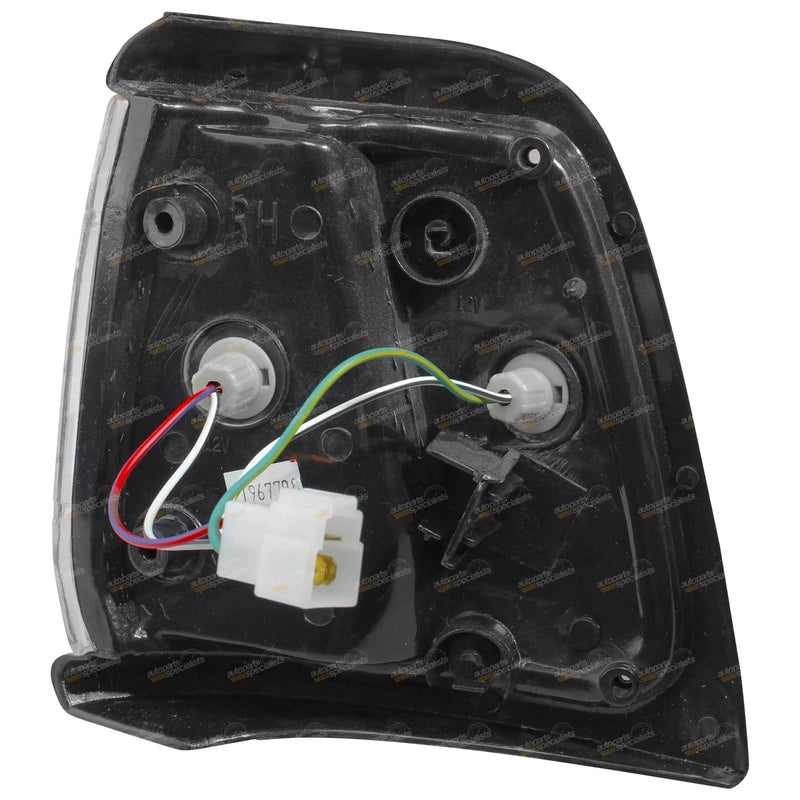 Hilux LN85 RN85 RN90 YN85 Right Hand Corner Light Lamp Indicator Silver