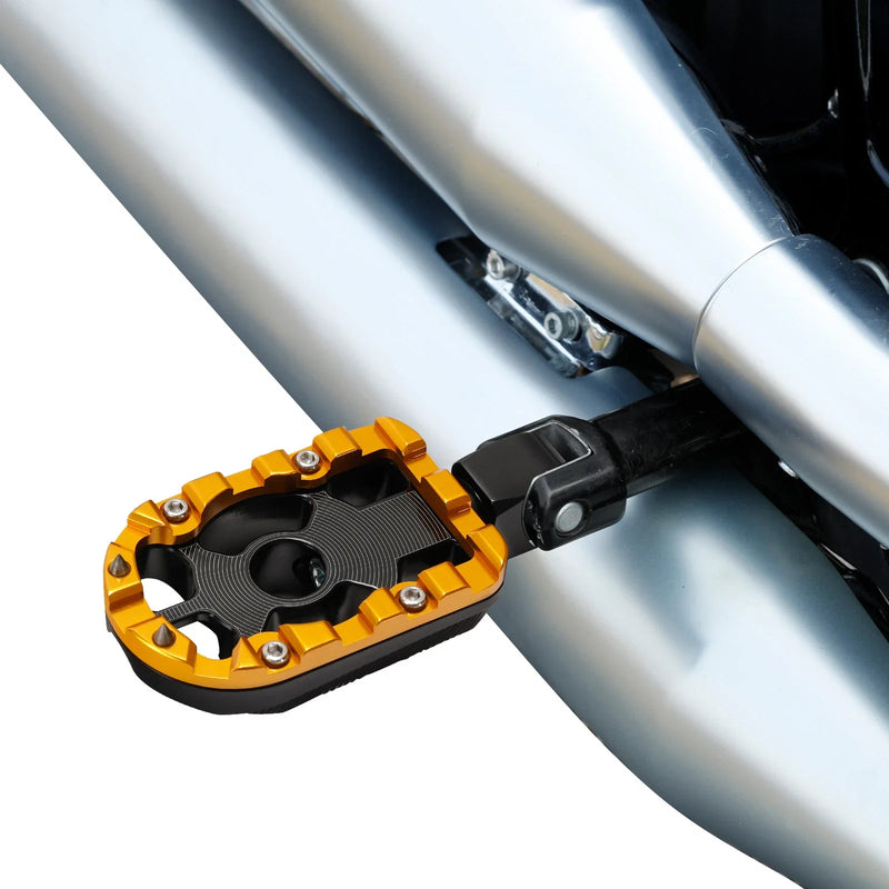 Harley Softail Heritage Classic Passenger Footpegs Footrest (2018-2025)