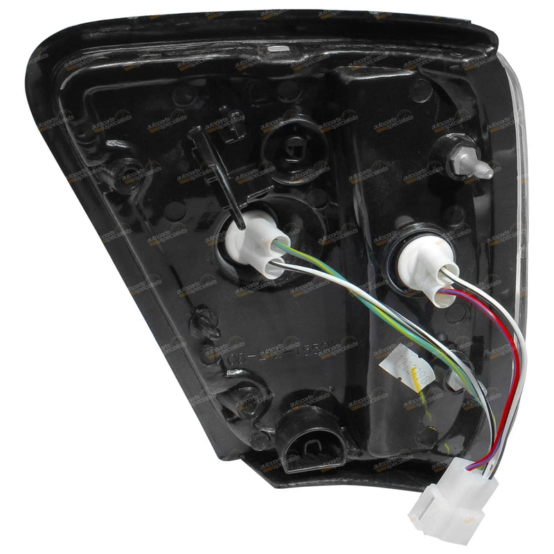 Hilux Left Corner Light Lamp Parker Indicator (1988–1991)