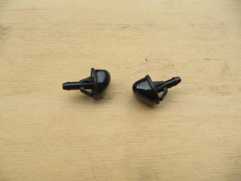 TOYOTA HILUX PICKUP (1989-2004) 2 x WINDHIELD NOZZLE JETS