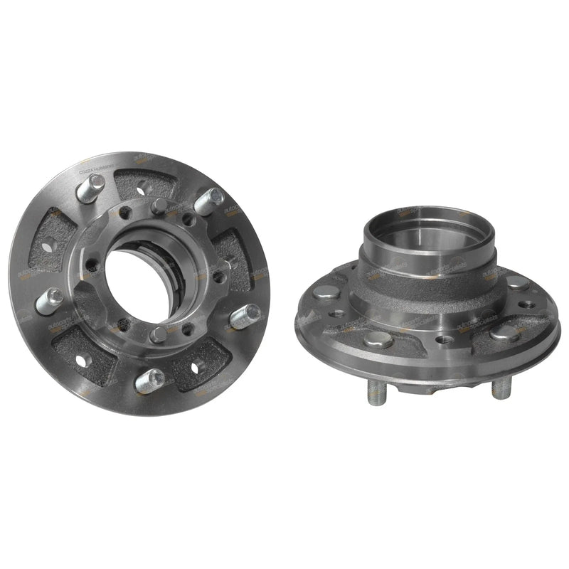 Landcruiser 78 79 105 Series 2 x Front Axle Wheel Hubs (1998–2012)