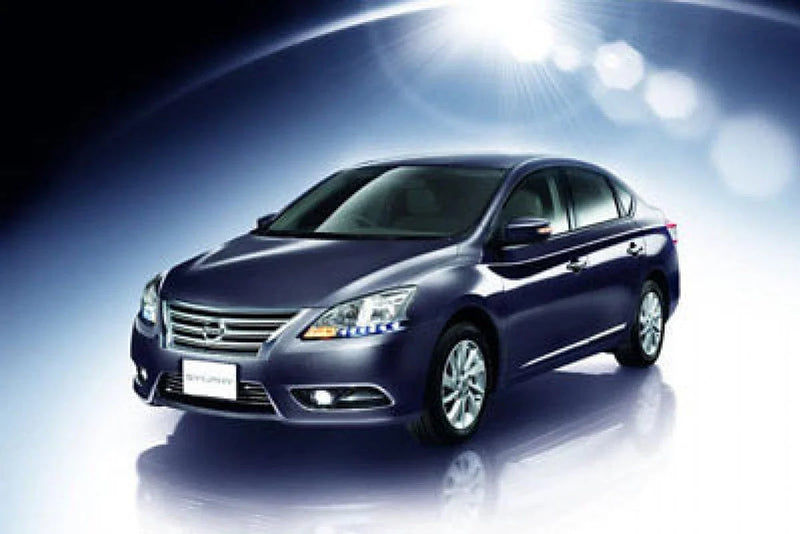 Nissan Sylphy Sedan 4 x Door Visor Monsoonss (2012-2015)