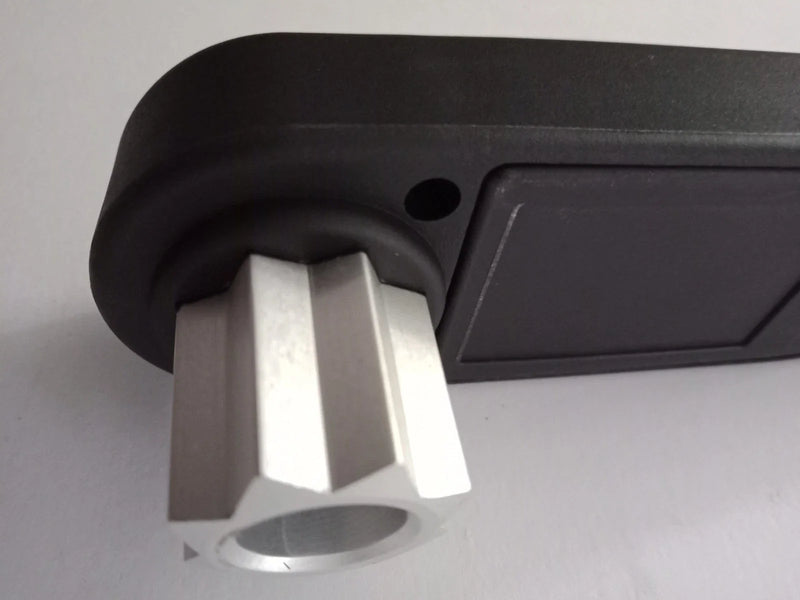 Freedom Series Windlasses Anchor Winch Maxwell 8" Emergency Crank Handle