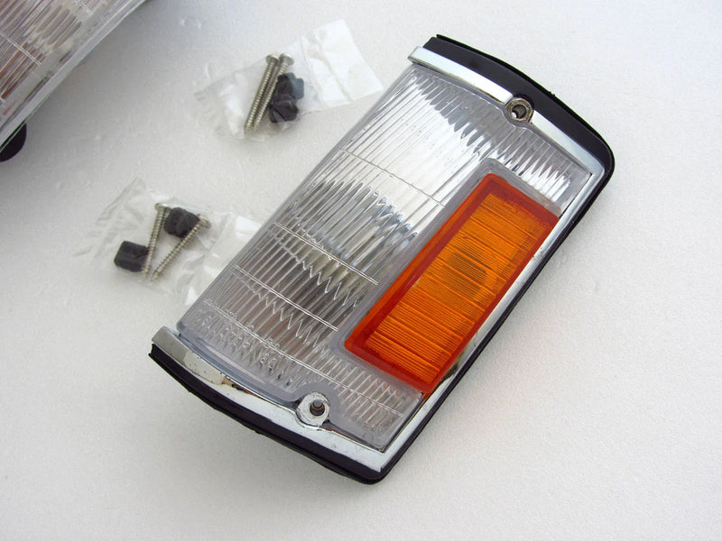 Toyota Corolla KE70 E70 TE71 KE72 Corner Lights (1979-1987)