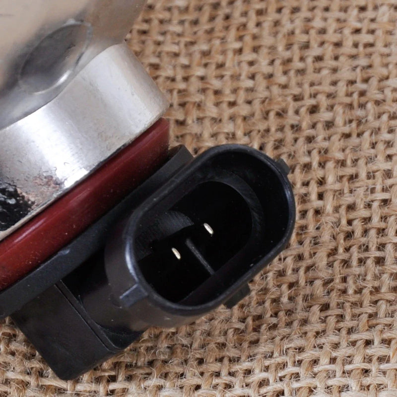Ford Focus Right Fog Light Lamp H8 Bulb (2005-2007)